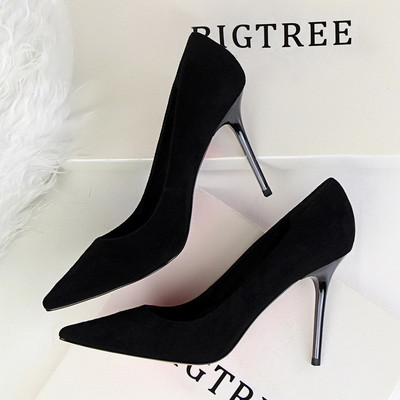 Απλά και κομψά γυναικεία παπούτσια με ψηλά τακούνια - 6 μοντέλα