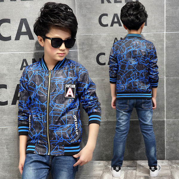 Αθλητικό παιδικό μπουφάν για αγόρια με έγχρωμο μοτίβο - τρία χρώματα