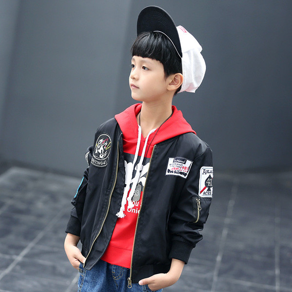 Παιδικό μπουφάν boomer για αγόρια σε δύο χρώματα