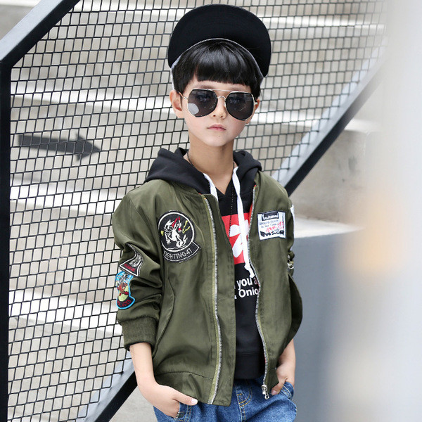 Παιδικό μπουφάν boomer για αγόρια σε δύο χρώματα