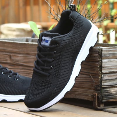 Ανδρικά αθλητικά πάνινα παπούτσια σε τρία χρώματα