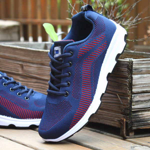 Ανδρικά αθλητικά πάνινα παπούτσια  σε τρία χρώματα