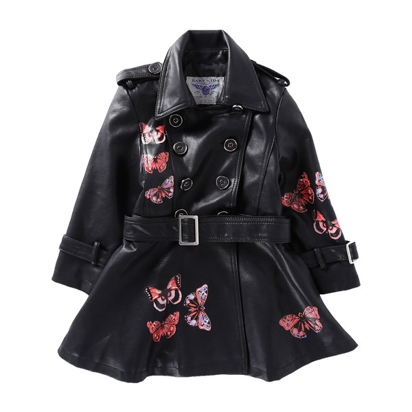 Κομψό δερμάτινο παλτό για κορίτσια σε μαύρο χρώμα με φυτικό κέντημα