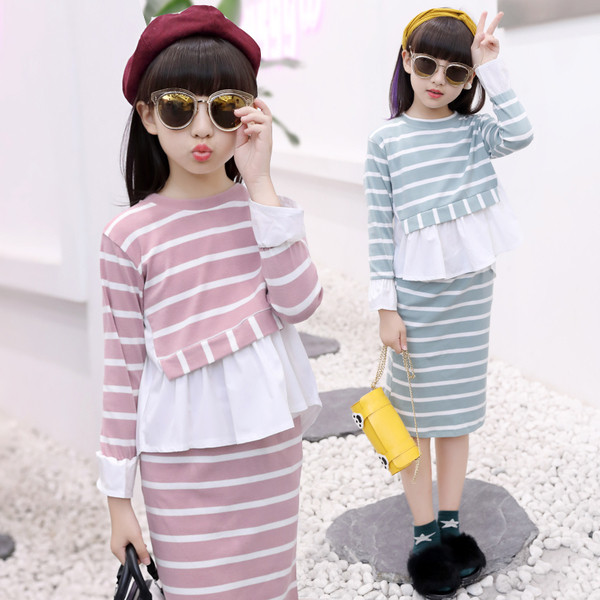 Κομψό παιδικό σετ σε ριγέ  σε ροζ και μπλε χρώμα