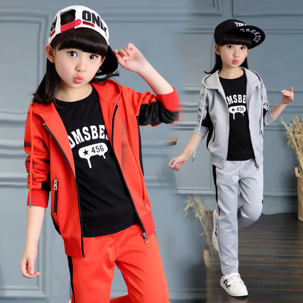 Ελεύθερο στυλ κόκκινο και γκρι σπορ παιδική φόρμα