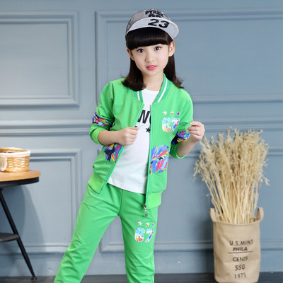 Παιδική φόρμα για κορίτσια με έγχρωμες εφαρμογές, σε τέσσερα χρώματα