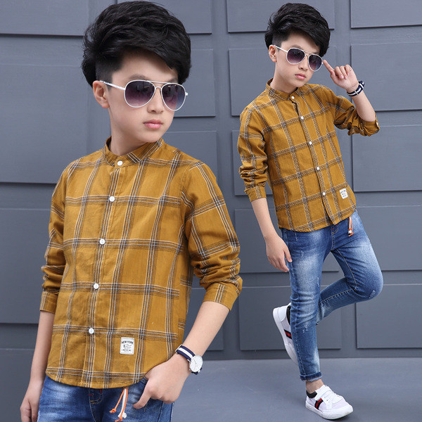 Κομψό πουκάμισο για αγόρια σε καφέ χρώμα