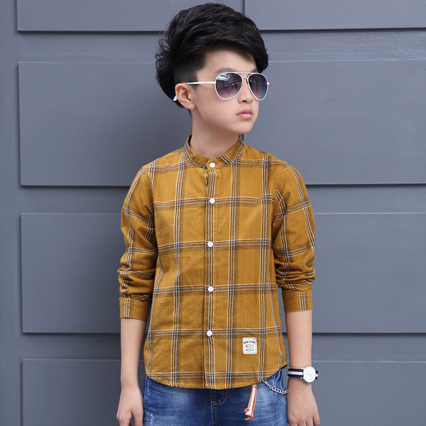 Κομψό πουκάμισο για αγόρια σε καφέ χρώμα