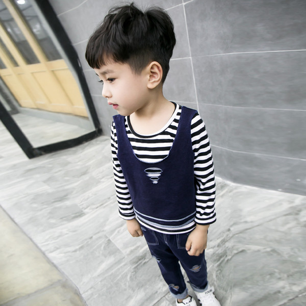 Κομψό παιδικό σετ για αγόρια τριών τεμαχίων