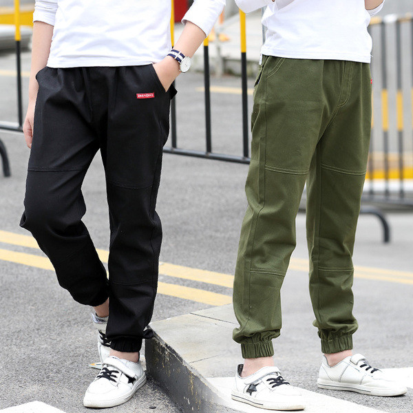 Κομψά παιδικά παντελόνια για αγόρια με τσέπες και λάστιχα, σε τέσσερα χρώματα