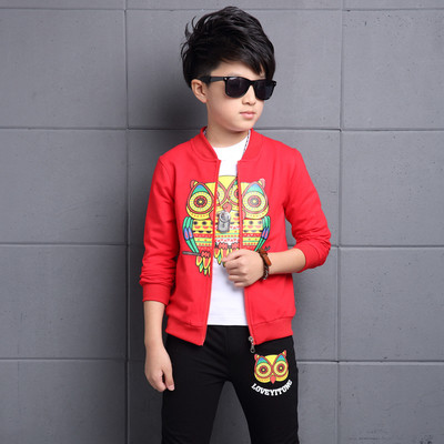 Παιδική φόρμα για αγόρια με εικόνα σε τρία χρώματα