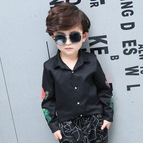 Стилна детска риза за момчета с бродерия на ръкавите, в бял и черен цвят