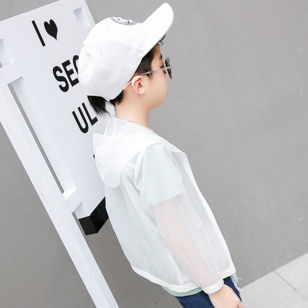 Παιδικό φούτερ για αγόρια με κουκούλα σε δύο χρώματα