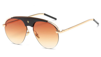 Πολύ κομψά γυναικεία γυαλιά με προστασία UV