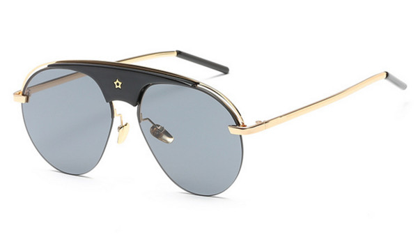 Πολύ κομψά γυναικεία γυαλιά  με προστασία UV