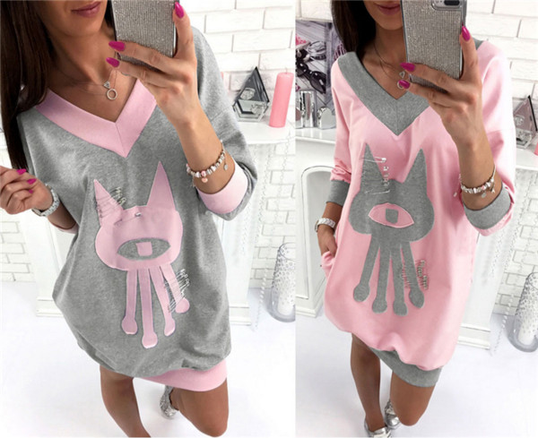 Πολύ κομψή γυναικεία μπλούζα σε τέσσερα μοντέλα