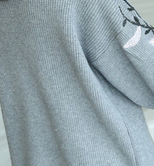 Вълнена ежедневна жилетка с красива бродерия по ръкавите