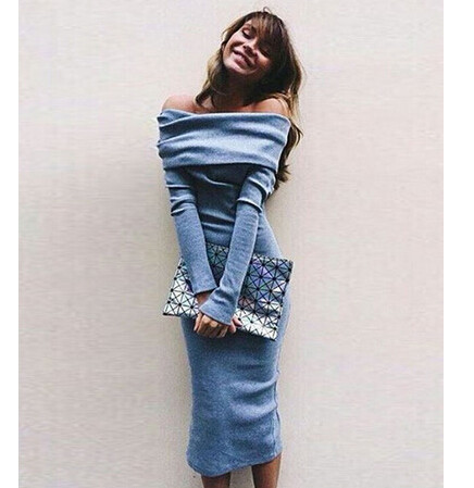 Πολύ κομψό γυναικείο φόρεμα με μακριά μανίκια