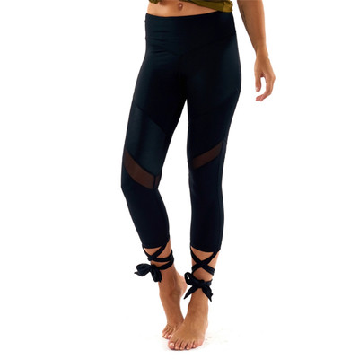 Спортен дамски клин в розов и черен цвят с връзки