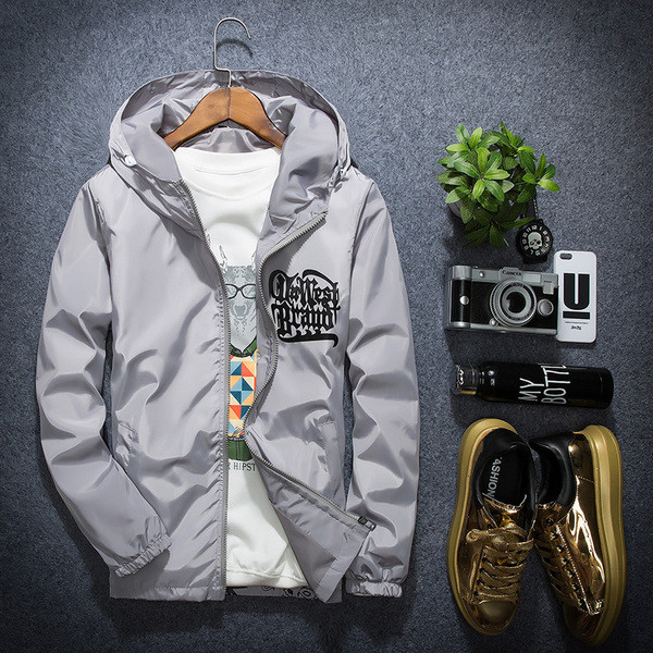 Ανδρικό Casual μπουφάν με ενδιαφέρουσες εκτυπώσεις και κουκούλα