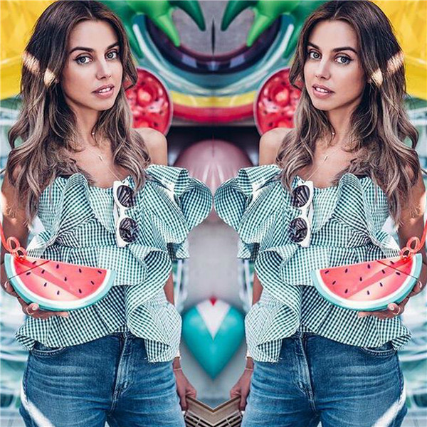 Πολύ ενδιαφέρουσα γυναικεία μπλούζα με 1 μανίκι