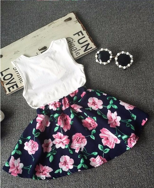 Κομψό παιδικό σετ για τα κορίτσια - μπλούζα με επιγραφή + φούστα με floral διακόσμηση