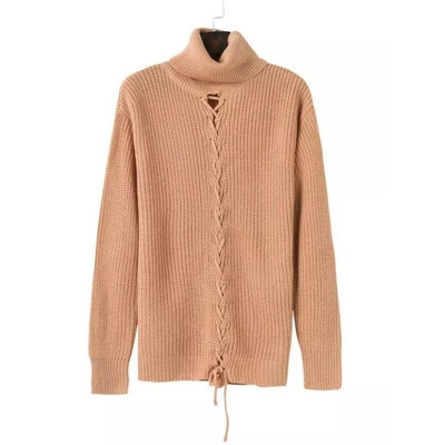 Γυναικείο casual και μαλακό πουλόβερ με μισό γιακά και ενδιαφέρουσες κομψές διασταυρώσεις σε όλο το μήκος της πλάτης