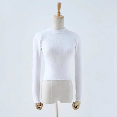 Σύντομο γυναικείο πουκάμισο με κολάρο σε σχήμα O και μακριά μανίκια