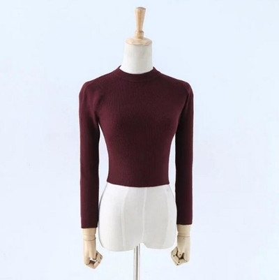 Σύντομο γυναικείο πουκάμισο με κολάρο σε σχήμα O και μακριά μανίκια