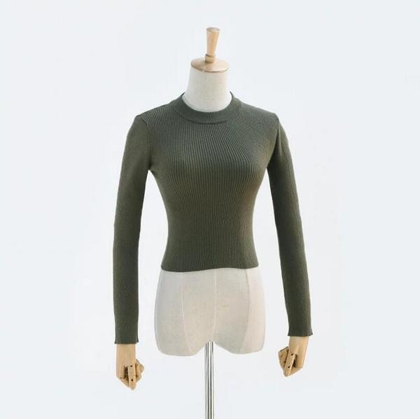 Σύντομο γυναικείο πουκάμισο με κολάρο σε σχήμα O και μακριά μανίκια