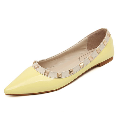 Κομψά γυανικεία μοκασίνια σε διάφορα χρώματα