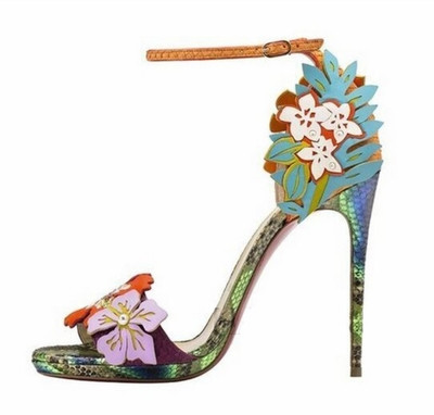 Красиви дамски сандали на висок ток - шарени с 3D флорална декорация