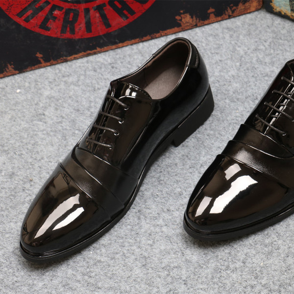 Κομψά ανδρικά παπούτσια σε μαύρο χρώμα