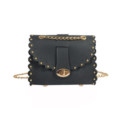 Όμορφη γυναικεία μίνι τσάντα με μεταλλική λαβή σε πολλά χρώματα