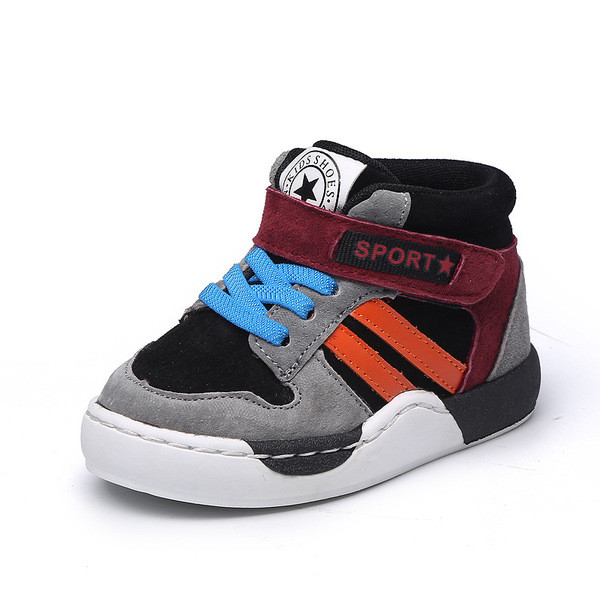 Παιδικά παπούτσια για αγόρια σε τρία χρώματα 