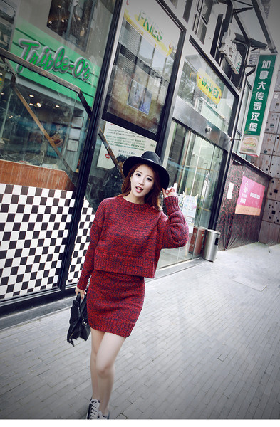 Κομψό χειμερινό σετ για κορίτσια - φούστα + μπλούζα σε δύο χρώματα