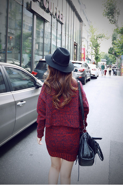 Κομψό χειμερινό σετ για κορίτσια - φούστα + μπλούζα σε δύο χρώματα