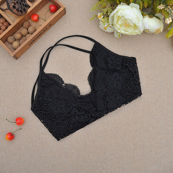 Πολύ απαλό και κομψό δαντελωτό σουτιέν σε μαύρο και άσπρο χρώμα