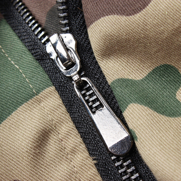 Ανδρικό χειμωνιάτικο μπουφάν - καμουφλάζ, με κουκούλα και αφράτο, σε δύο χρώματα