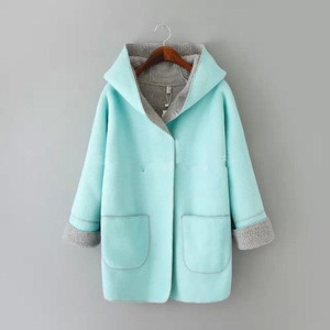 Γυναικείο παλτό με παχιά εσωτερική φόδρα
