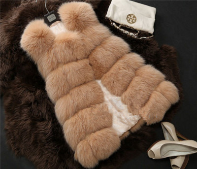 Много стилен ежедневен дамски пухен елек