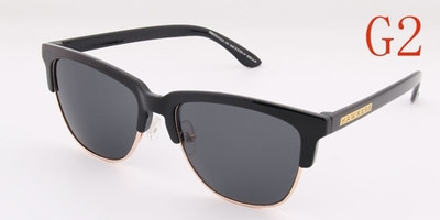 Πολύ κομψά  γυαλιά Unisex με υψηλή προστασία UV