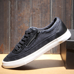 Κομψά ανδρικά αθλητικά πάνινα παπούτσια σε απλό σχεδιασμό και διακοσμητικό φερμουάρ σε τρία χρώματα