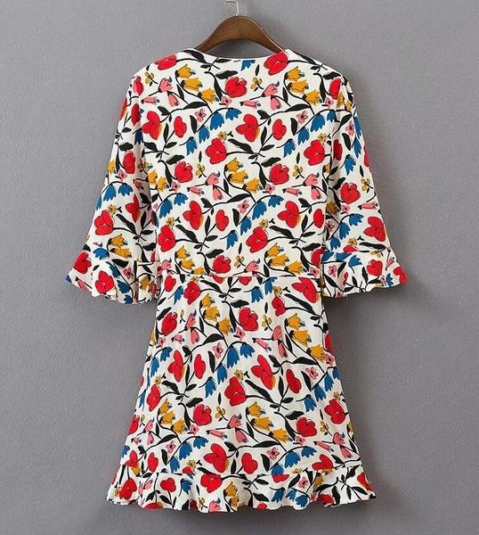 Αθλητικό-κομψό γυναικείο φόρεμα σε πολύχρωμα μοτίβα λουλουδιών - κατάλληλο για κάθε περίσταση