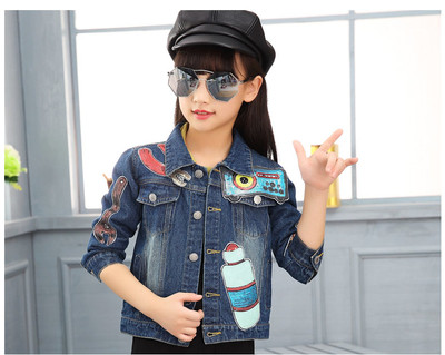 Стилно дънково яке за момичета с интересна бродерия 