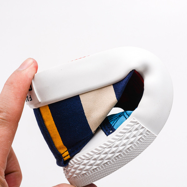 Παιδικά αθλητικά παπούτσια για κορίτσια και γυναίκες χωρίς κορδόνια σε δυο χρώματα