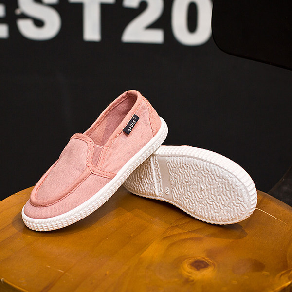 Ежедневни детски мокасини за момчета и момичета в много цветове и в семпъл дизайн