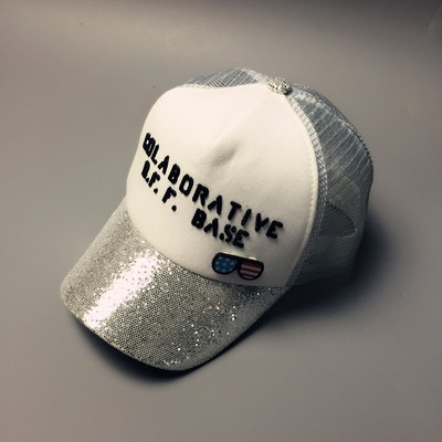 Παιδικέσ καπέλες  για κορίτσια και αγόρια σε πολλά μοντέλα και χρώματα