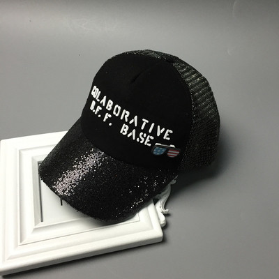 Παιδικέσ καπέλες  για κορίτσια και αγόρια σε πολλά μοντέλα και χρώματα