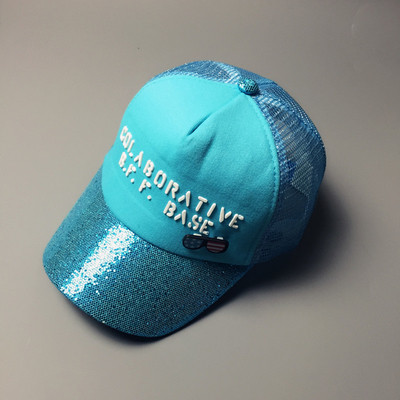 Παιδικέσ καπέλες  για κορίτσια και αγόρια σε πολλά μοντέλα και χρώματα